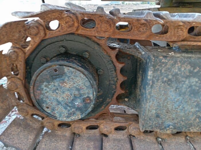 Komatsu PC15-2 Minikaivinkone - Image 11