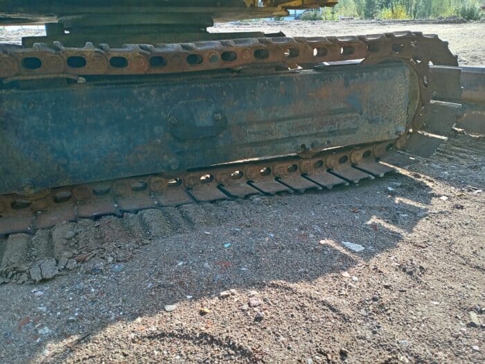 Komatsu PC15-2 Minikaivinkone - Image 12