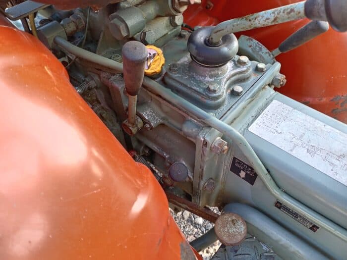 Yanmar Ym1300 4WD Minitraktori, maanmuokkaimella - Image 15