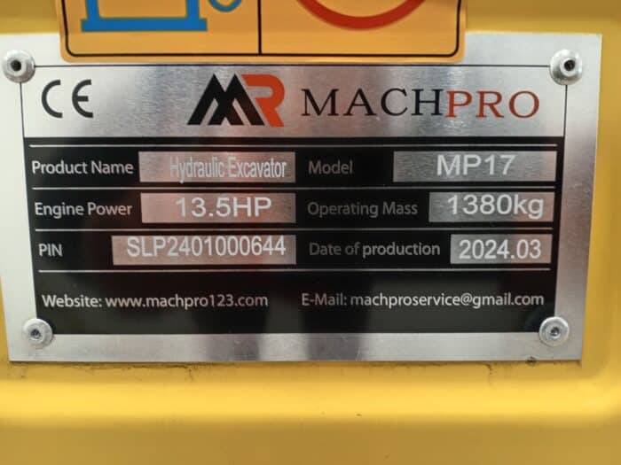 Machpro MP17 Minikaivuri, Levenevä alavaunu (Esittelykäytöstä) - Image 9