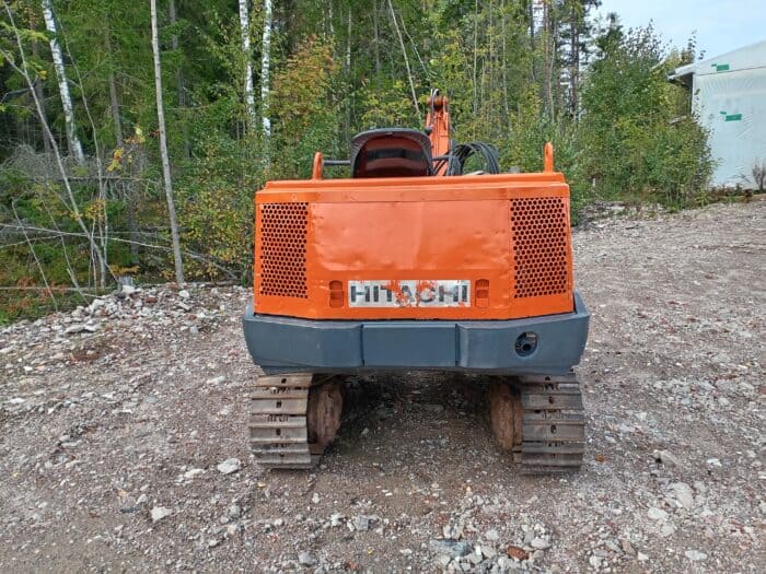 Hitachi UH005 minikaivinkone - Image 5