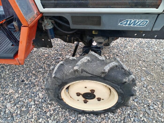 YANMAR F145, 4WD minitraktori, 14 hp - Image 6