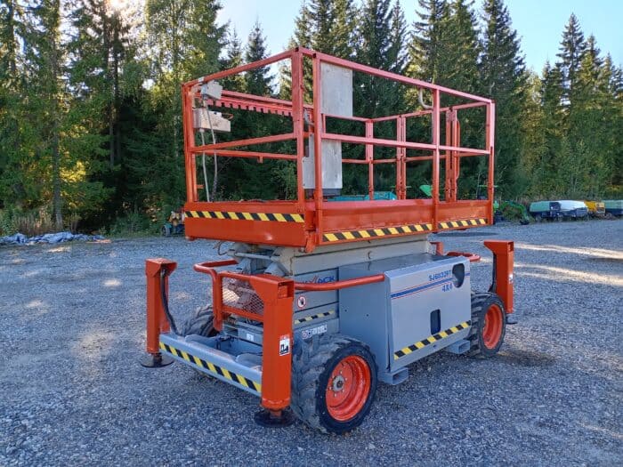 Skyjack SJ6832RT 4WD Diesel käyttöinen Saksilavanostin, Katsastettu