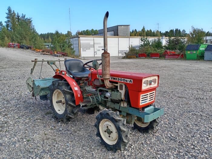 Yanmar YM1300 4WD Minitraktori, Maanmuokkaimella - Image 5