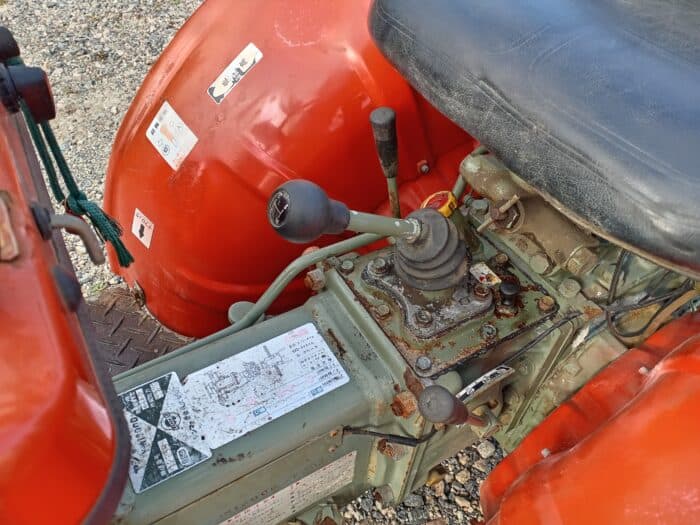 Yanmar YM1300 4WD Minitraktori, Maanmuokkaimella - Image 13