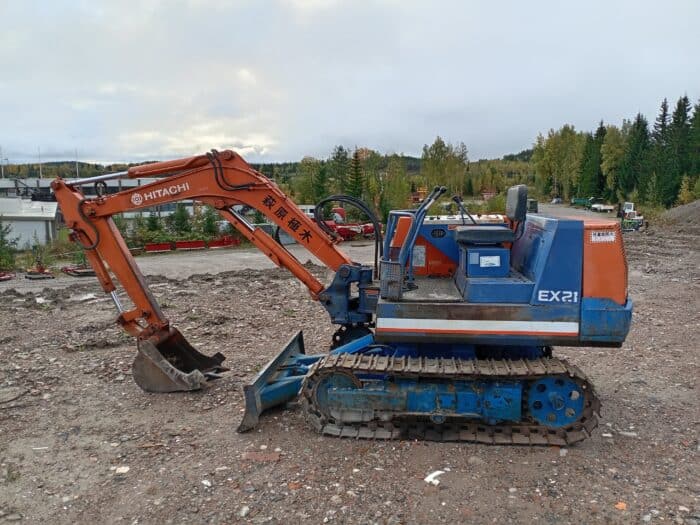 Hitachi EX21 Minikaivinkone - Image 2