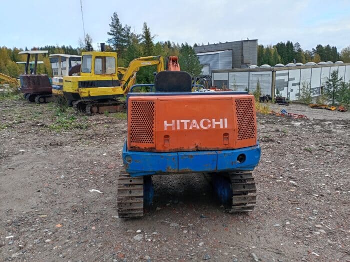 Hitachi EX21 Minikaivinkone - Image 4