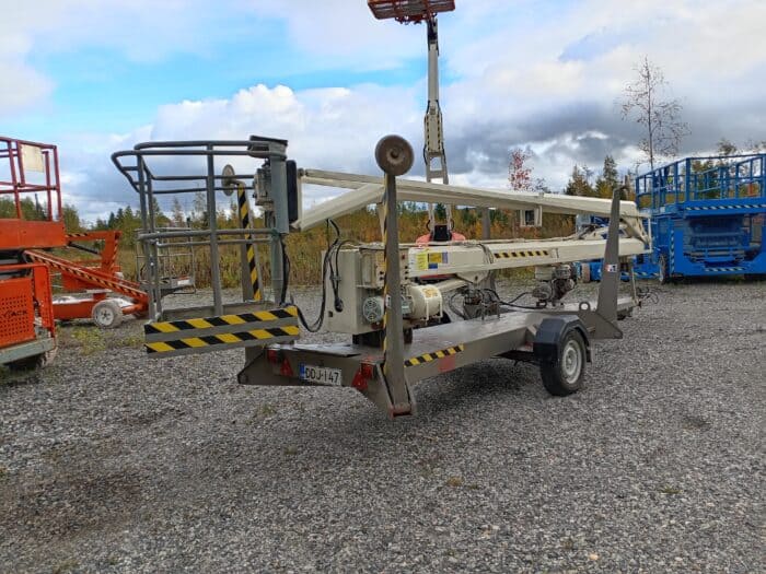 Zoomline Z-16 perässähinattava henkilönostin - Image 3