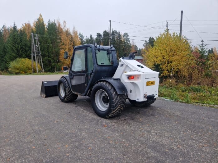 Bobcat T2566 kurottaja, vm. 2004, Rekisterissä - Image 4