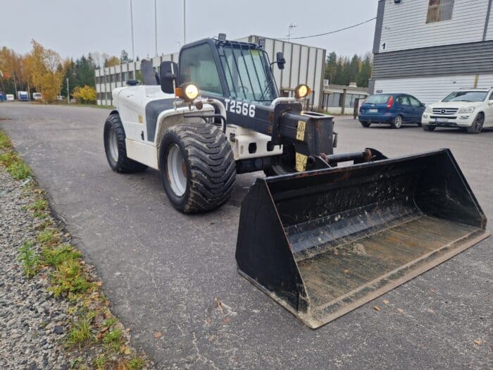 Bobcat T2566 kurottaja, vm. 2004, Rekisterissä - Image 7