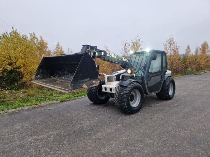 Bobcat T2566 kurottaja, vm. 2004, Rekisterissä - Image 29