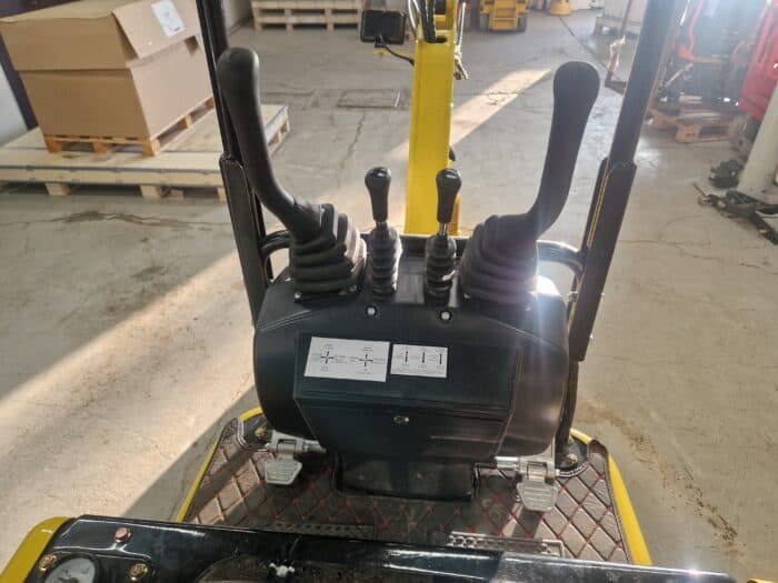 Machpro MP 15 Minikaivuri Bensa kone - Image 6