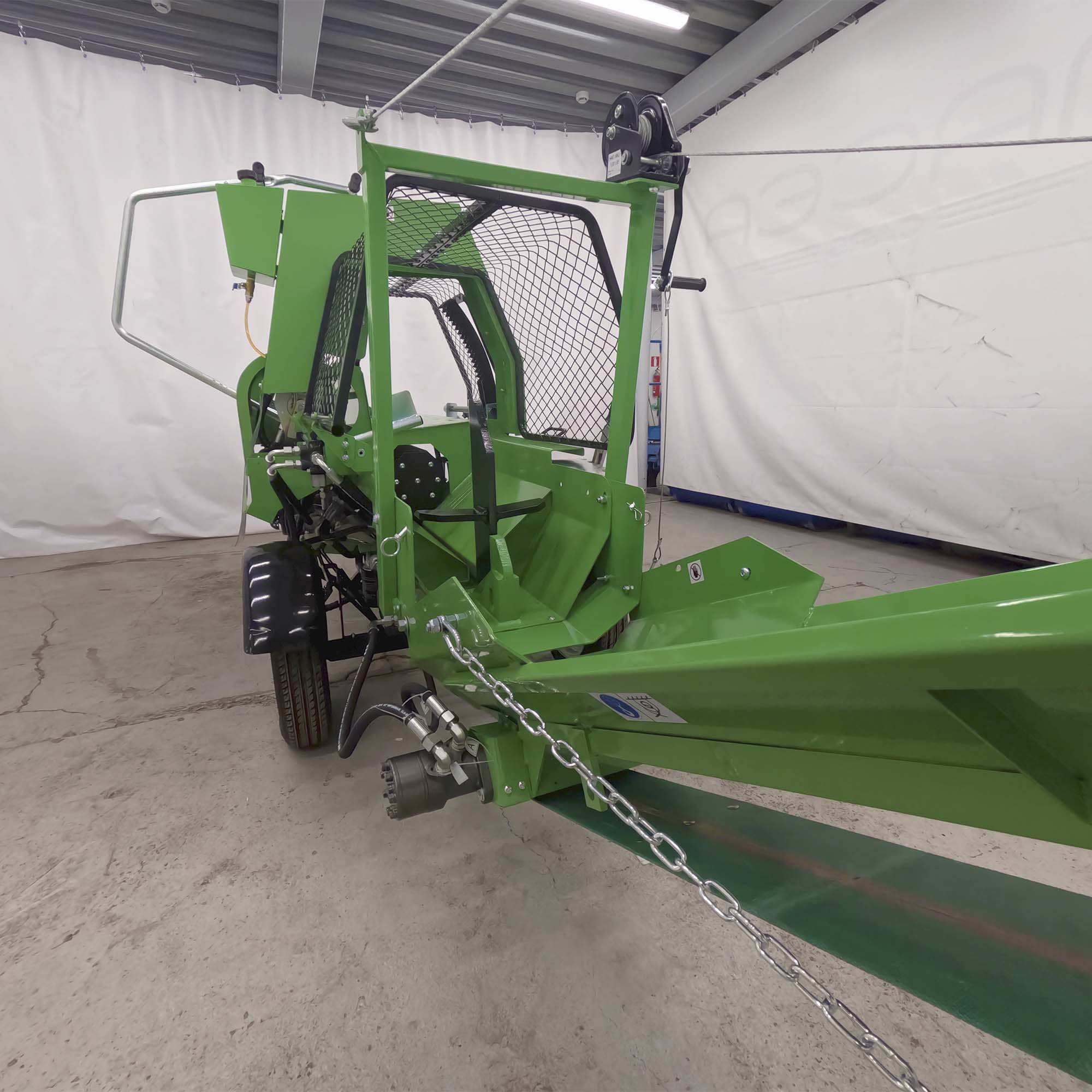 Klapikone 7 t / 14 hp bensiinikäyttöinen, Droma Wood - Image 5