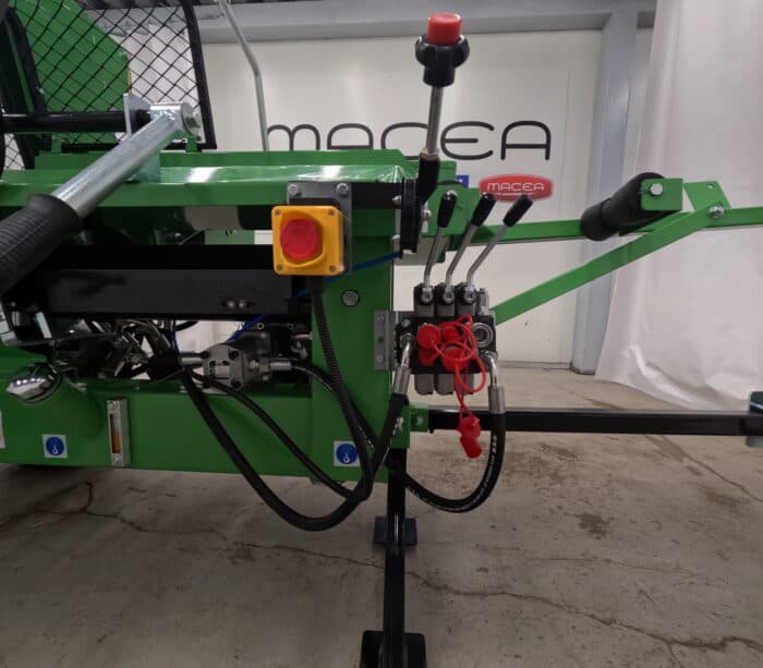 Klapikone 20 t / 14 hp bensiinikäyttöinen, Droma Wood - Image 24