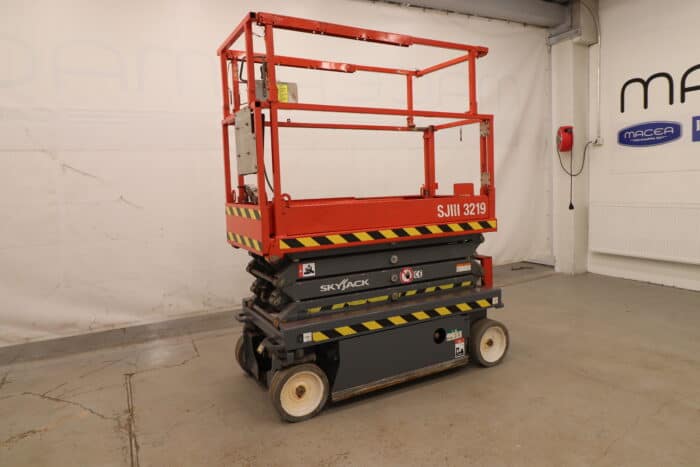 Skyjack SJ3219 akkukäyttöinen saksilavanostin