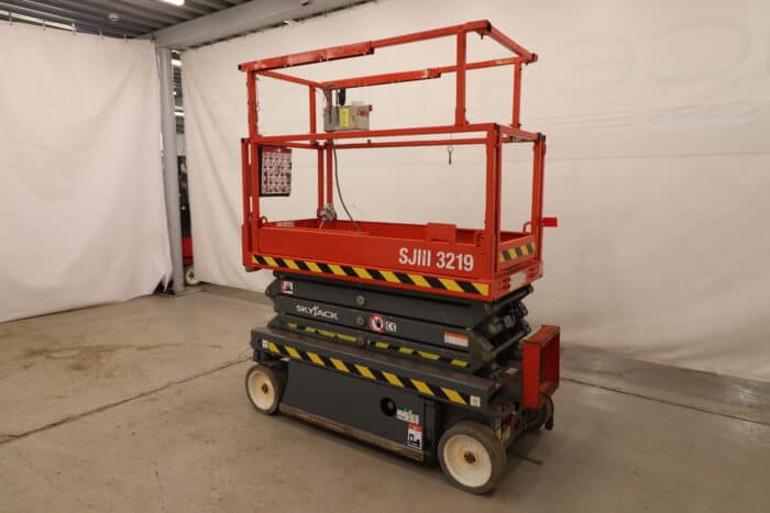 Skyjack SJ3219 akkukäyttöinen saksilavanostin - Image 6