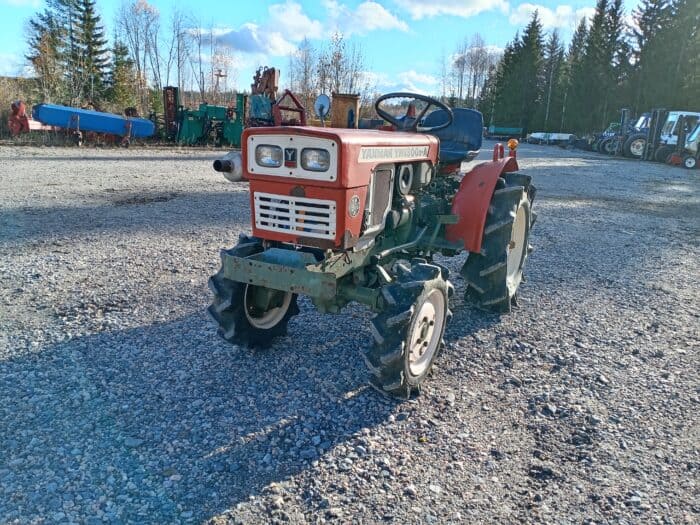 Yanmar YM1300 4WD Minitraktori - Image 2