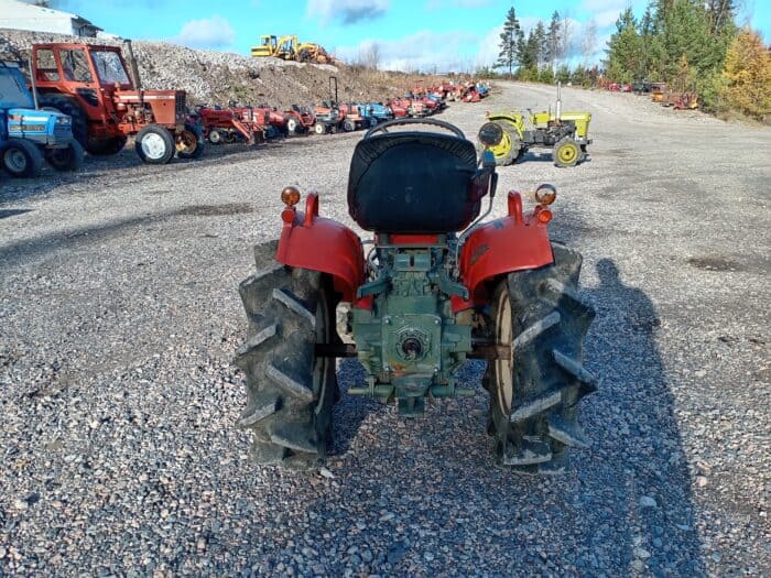 Yanmar YM1300 4WD Minitraktori - Image 6