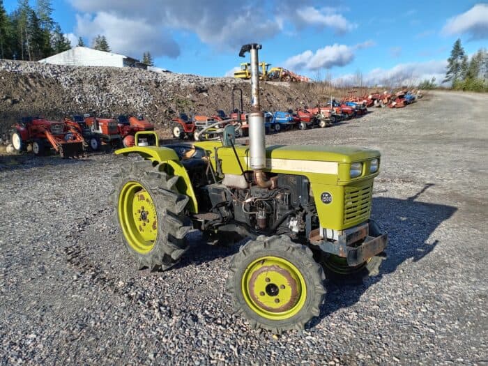 Yanmar YM1500 4WD Minitraktori