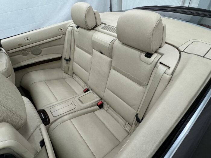 BMW 320 Cabrio E93 vm.2011 - Image 14