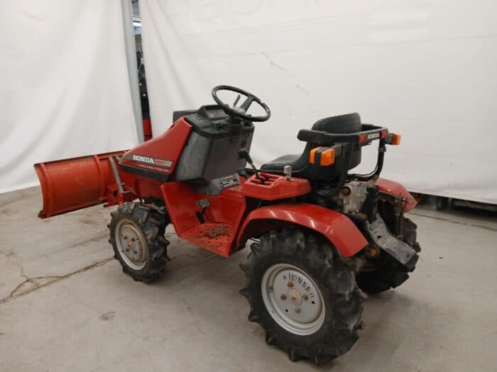 Honda Might 11 4WD Minitraktori, Puskulevyllä - Image 9
