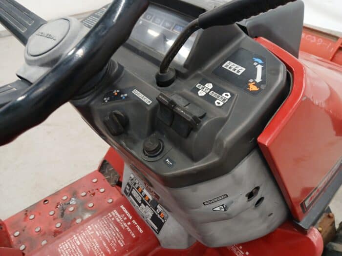 Honda Might 11 4WD Minitraktori, Puskulevyllä - Image 11
