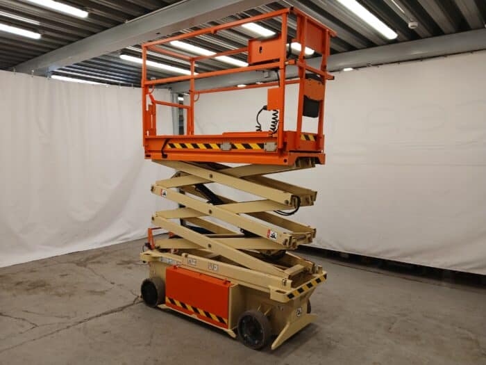 JLG 6RS saksilavanostin vm. 2014, Katsastettu. - Image 10