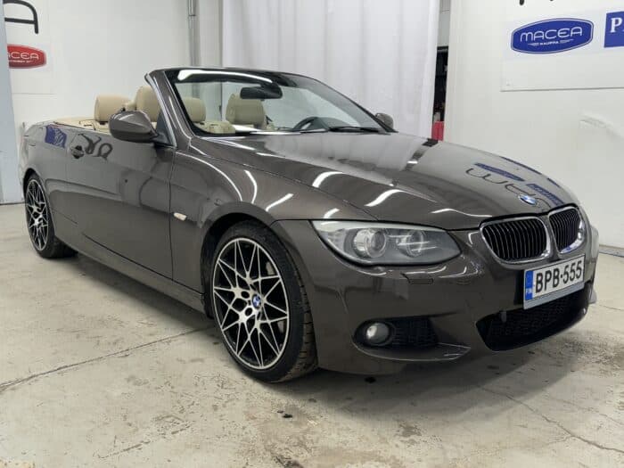 BMW 320 Cabrio E93 vm.2011 - Image 12