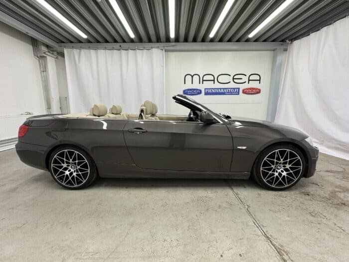 BMW 320 Cabrio E93 vm.2011 - Image 11