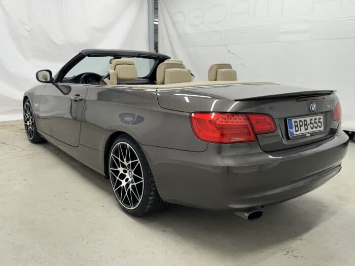 BMW 320 Cabrio E93 vm.2011 - Image 8