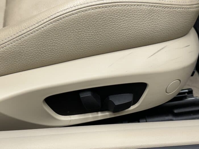 BMW 320 Cabrio E93 vm.2011 - Image 25