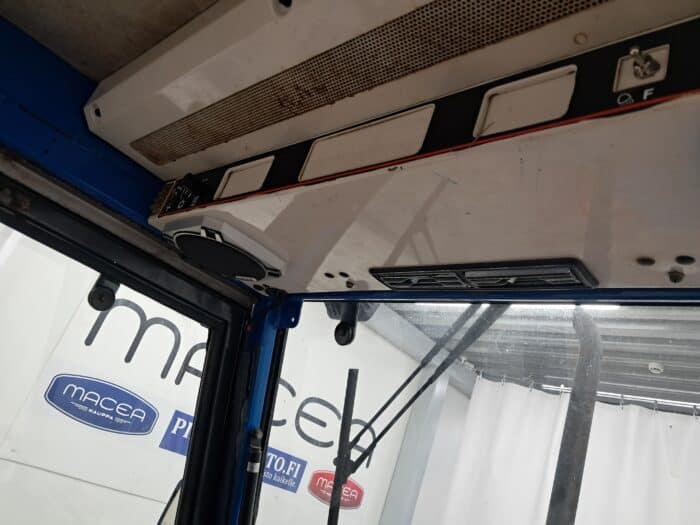 Iseki 530 4WD traktori ja puskulevy 170cm - Image 23