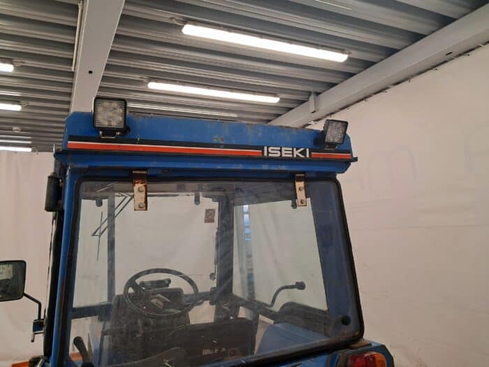 Iseki 530 4WD traktori ja puskulevy 170cm - Image 25
