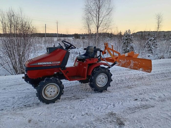 Honda Might 11 4WD traktori, Takalanalla 1500 mm
