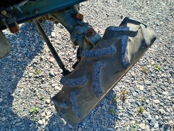 Yanmar YM2002D 4WD traktori, Uudella takakauhalla - Image 28