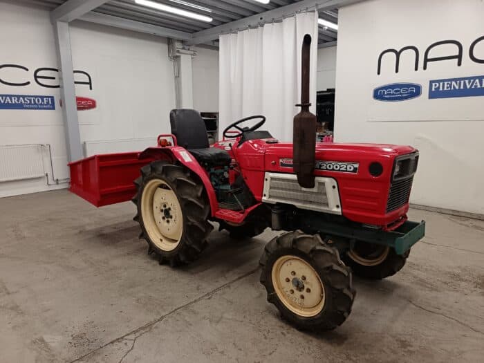 Yanmar YM2002D 4WD traktori, Uudella takakauhalla - Image 4