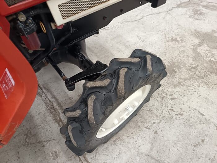 Yanmar F15D 4WD minitraktori 150 cm takalanalla - Image 13
