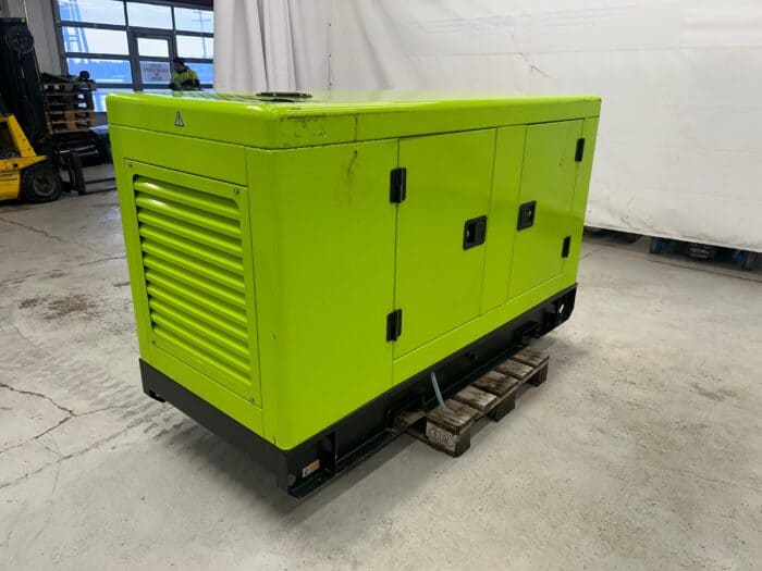 Generaattori Compal Power VG-R30 41kVA - Image 4