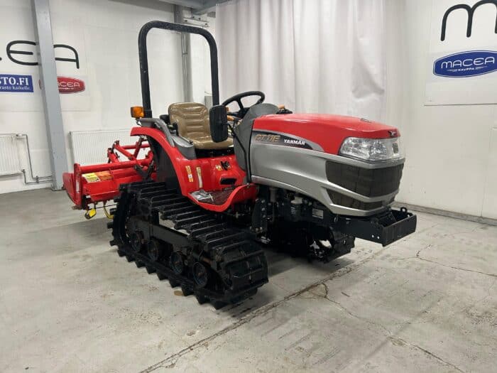 Telavetoinen Yanmar CT118 (25hv) traktori maanmuokkaimella - Image 4
