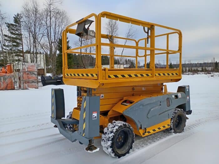 Haulotte Compact 12DX Saksilavanostin, 10 vuotis-ja vuositarkastettu - Image 3