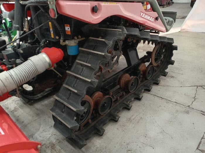 Yanmar AC10D 10hv telavetoinen traktori maanmuokkaimella - Image 10