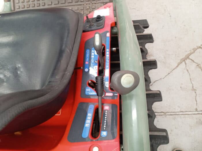 Yanmar AC10D 10hv telavetoinen traktori maanmuokkaimella - Image 13