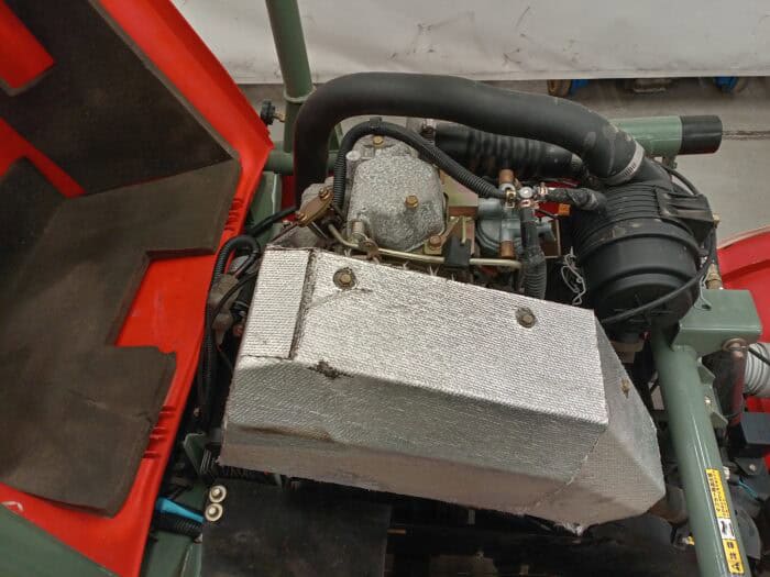 Yanmar AC10D 10hv telavetoinen traktori maanmuokkaimella - Image 18
