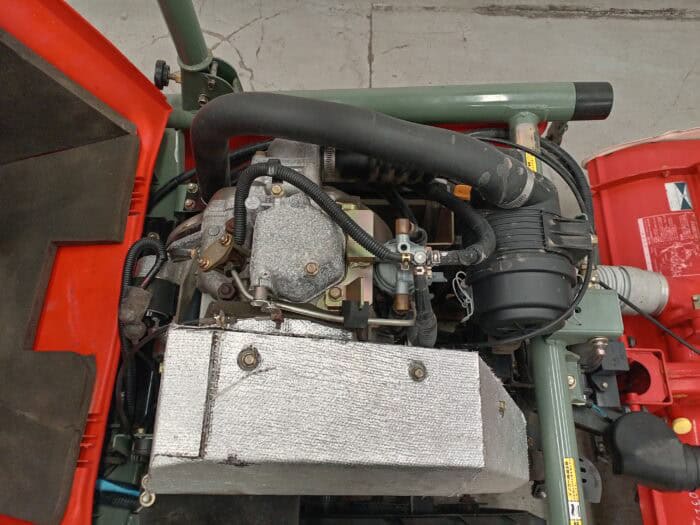 Yanmar AC10D 10hv telavetoinen traktori maanmuokkaimella - Image 19