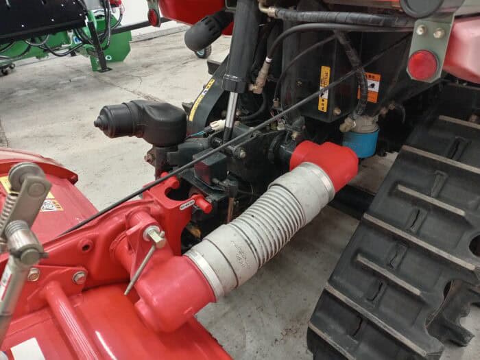 Yanmar AC10D 10hv telavetoinen traktori maanmuokkaimella - Image 21