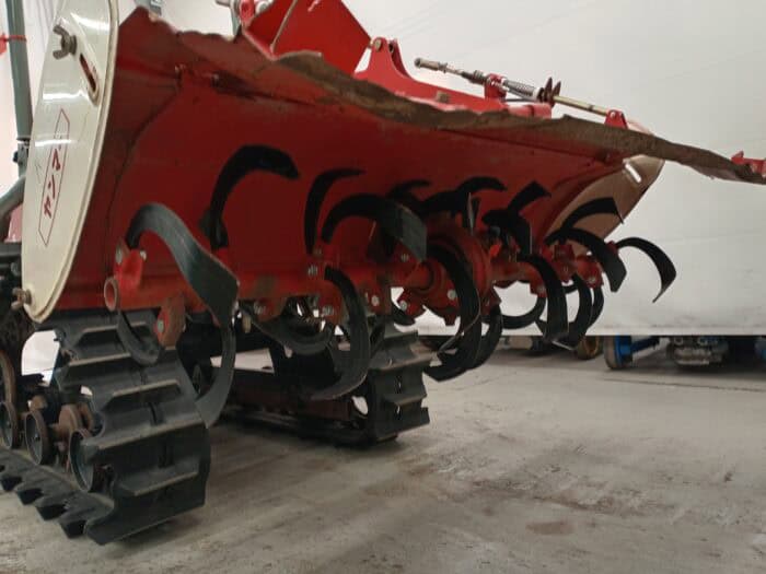 Yanmar AC10D 10hv telavetoinen traktori maanmuokkaimella - Image 23