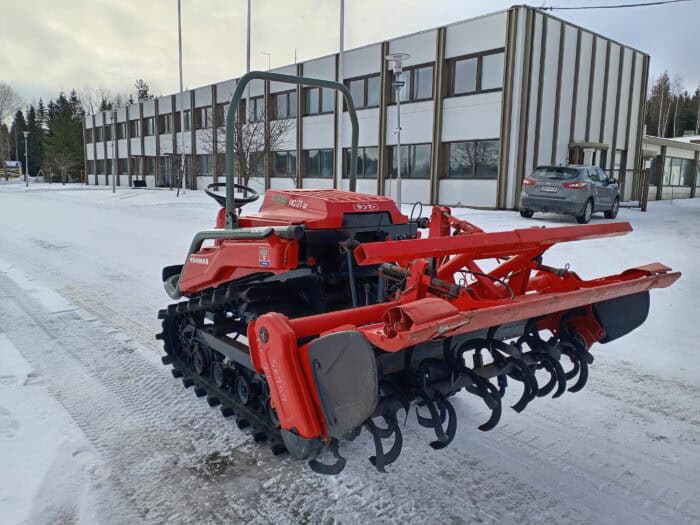 Yanmar AC21 21hv, Telavetoinen traktori maanmuokkaimella - Image 8