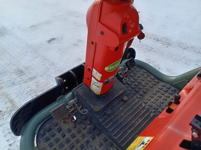 Yanmar AC21 21hv, Telavetoinen traktori maanmuokkaimella - Image 18
