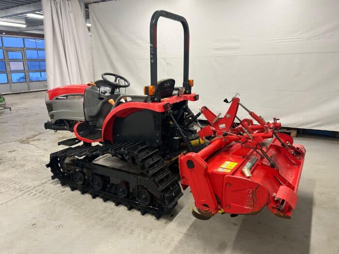 Telavetoinen Yanmar CT118 (25hv) traktori maanmuokkaimella - Image 9
