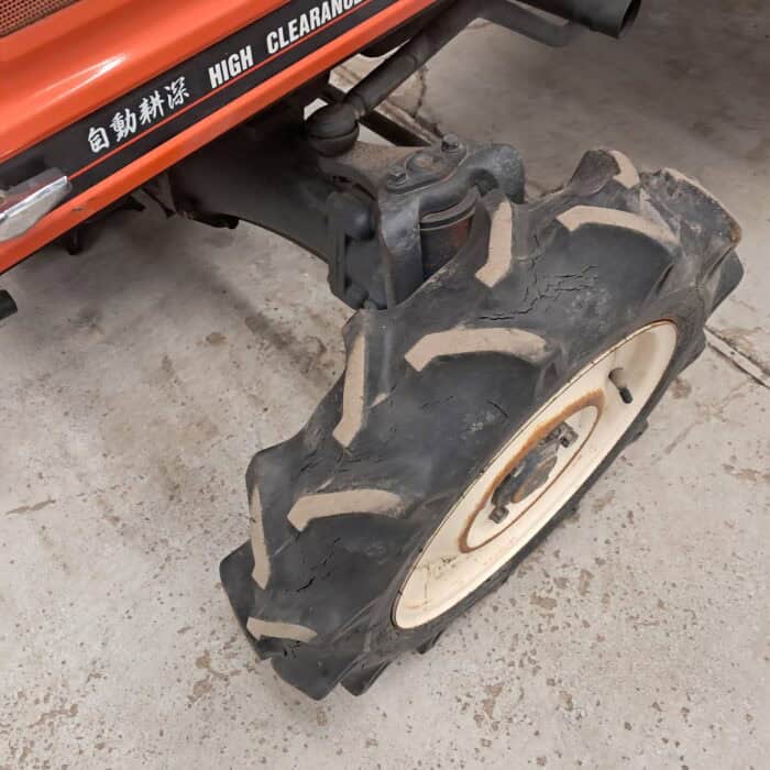 HINOMOTO N179, 17 hp minitraktori, 4WD - Image 17